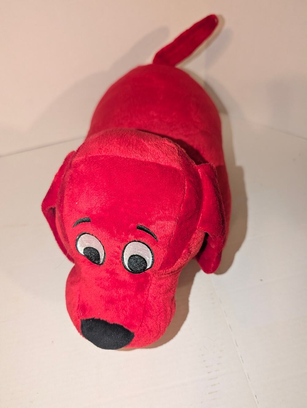 Clifford The Big Red Dog Kids' Plush - Pillow Pets